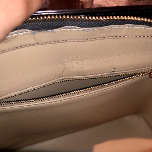 (SOLD) Louis Vuitton Houston - Picture 10 of 11